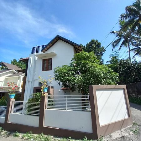 Eka Homes 3Bhdk Villa Thiruvananthapuram Bagian luar foto