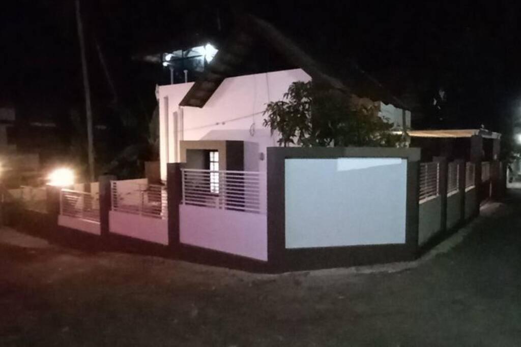 Eka Homes 3Bhdk Villa Thiruvananthapuram Bagian luar foto
