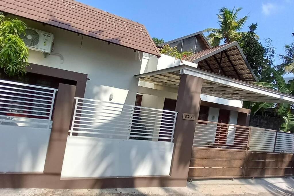 Eka Homes 3Bhdk Villa Thiruvananthapuram Bagian luar foto