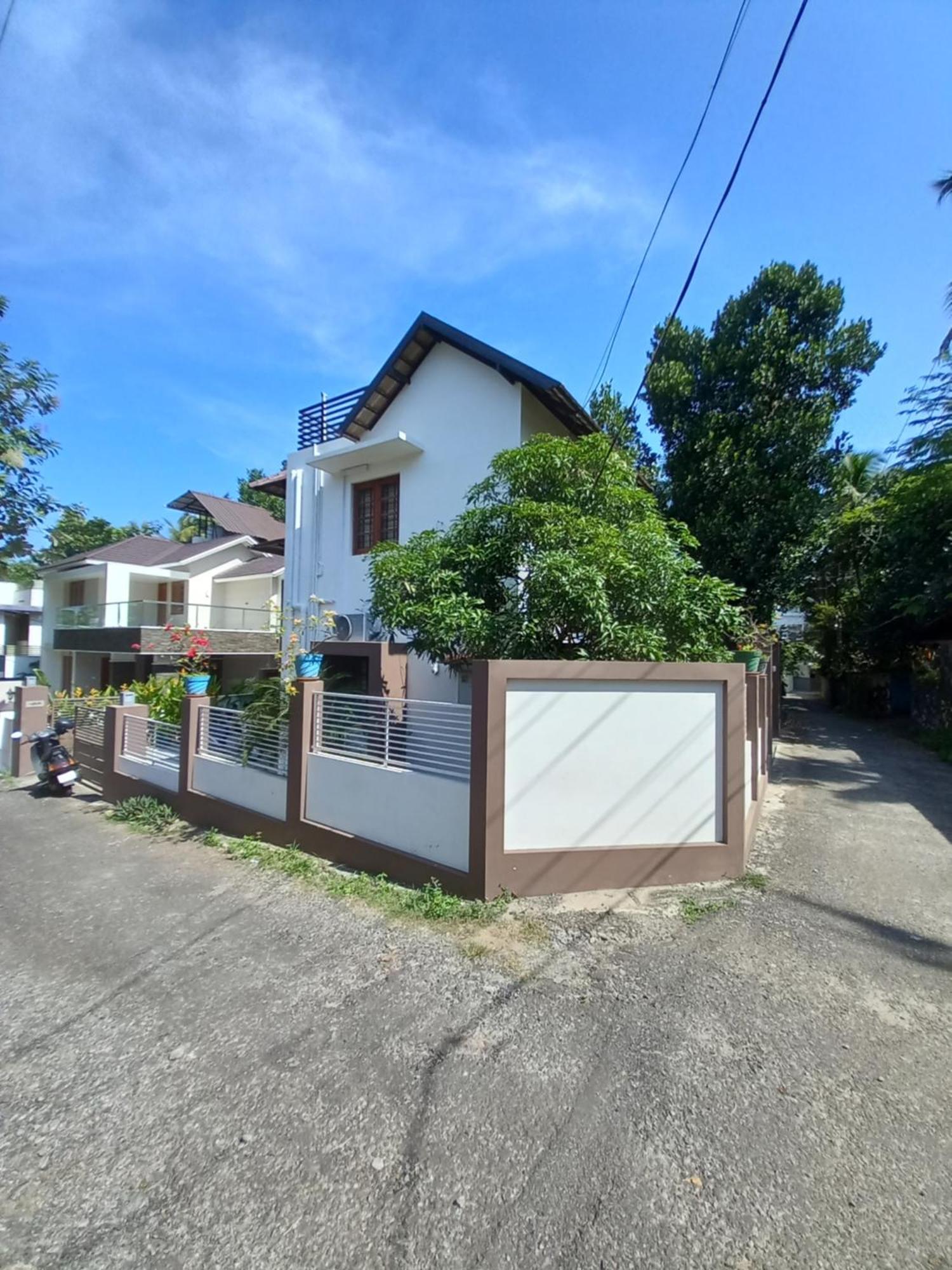 Eka Homes 3Bhdk Villa Thiruvananthapuram Bagian luar foto