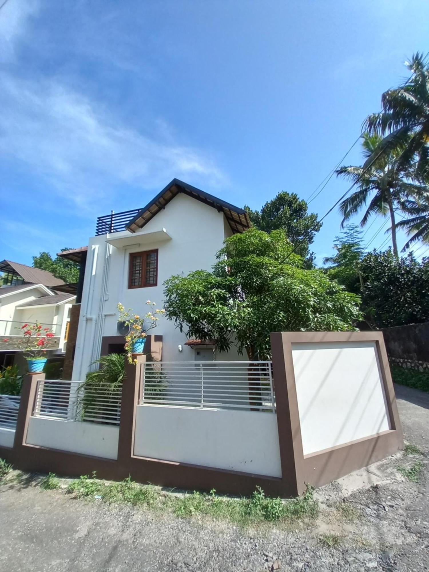 Eka Homes 3Bhdk Villa Thiruvananthapuram Bagian luar foto
