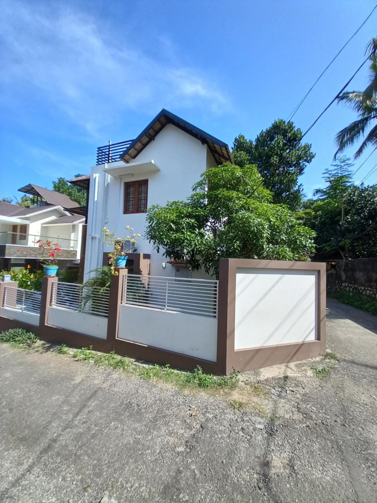 Eka Homes 3Bhdk Villa Thiruvananthapuram Bagian luar foto